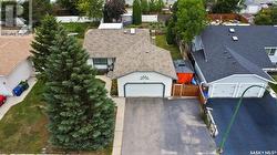 119 Hall CRESCENT  Saskatoon, SK S7L 7G7