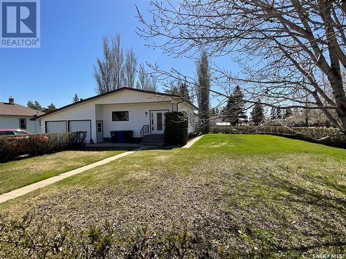 302 2Nd Avenue E, Blaine Lake, SK - Outdoor