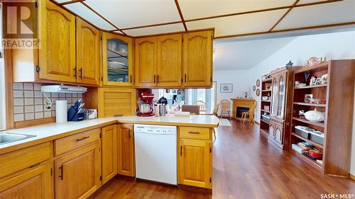 302 2Nd Avenue E, Blaine Lake, SK - Indoor Photo Showing Kitchen