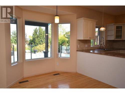 3321 Country Estate Court, Vernon, BC - Indoor Photo Showing Kitchen