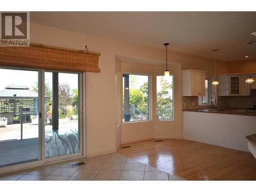 3321 Country Estate Court, Vernon, BC - Indoor Photo Showing Kitchen