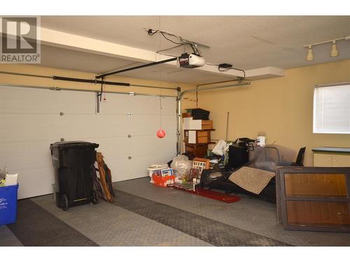 3321 Country Estate Court, Vernon, BC - Indoor Photo Showing Garage