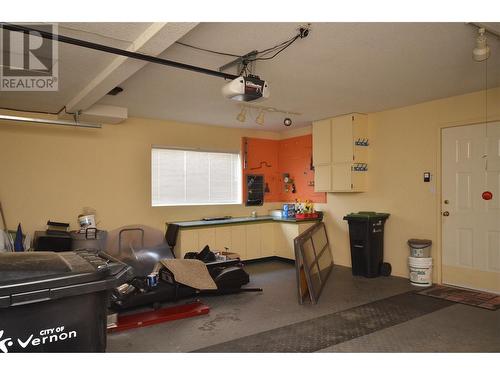 3321 Country Estate Court, Vernon, BC - Indoor Photo Showing Garage