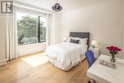 9 Campbell Crescent, Toronto, ON - Indoor Photo Showing Bedroom