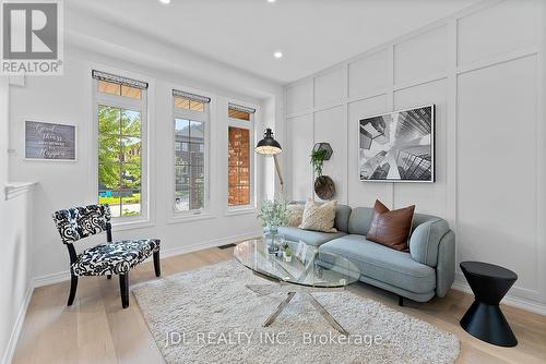 97 Hammersly Boulevard, Markham, ON - Indoor Photo Showing Living Room