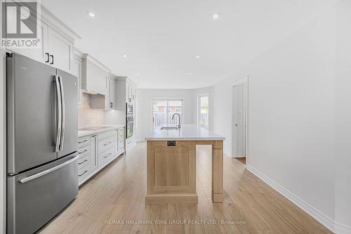 22 Kerfoot Crescent, Georgina (Historic Lakeshore Communities), ON - Indoor Photo Showing Kitchen With Upgraded Kitchen