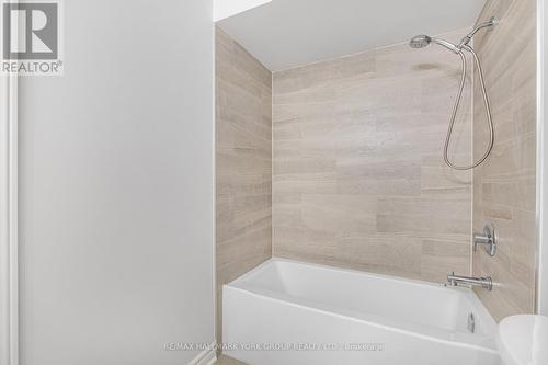 22 Kerfoot Crescent, Georgina (Historic Lakeshore Communities), ON - Indoor Photo Showing Bathroom