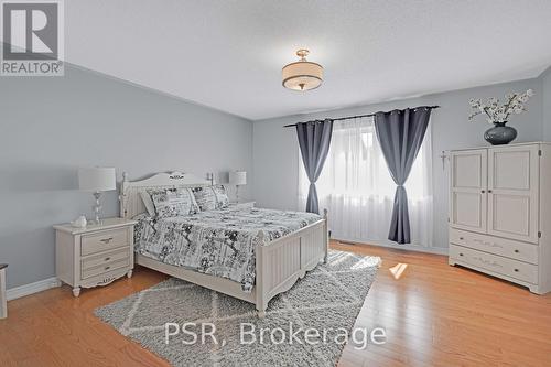 35 Longwood Avenue, Richmond Hill (Oak Ridges), ON - Indoor Photo Showing Bedroom