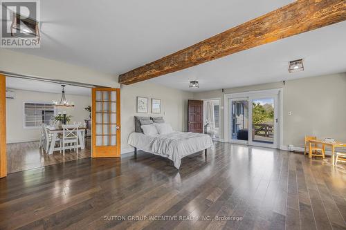 665 4 Line S, Oro-Medonte, ON - Indoor Photo Showing Bedroom