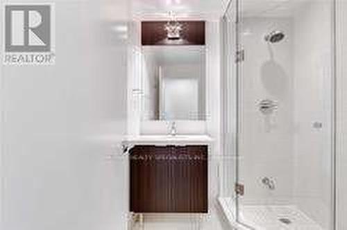 3002 - 21 Widmer Street, Toronto, ON - Indoor Photo Showing Bathroom