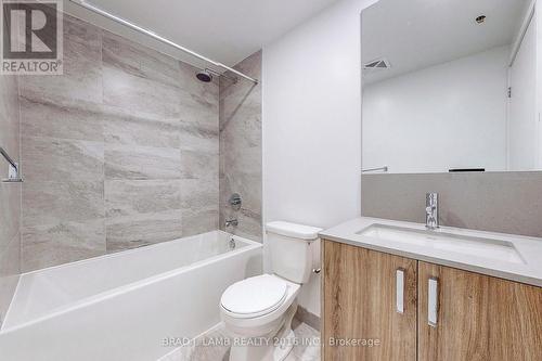 411 - 1787 St. Clair Avenue, Toronto (Weston-Pellam Park), ON - Indoor Photo Showing Bathroom