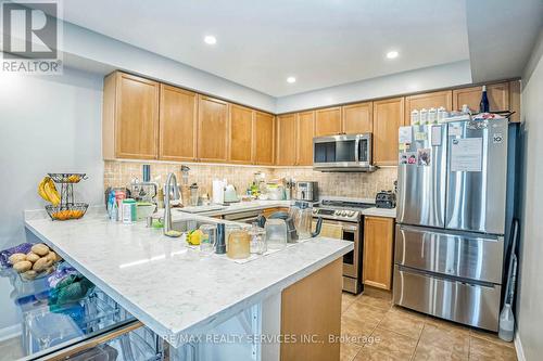 923 Sprague Place, Milton, ON - Indoor Photo Showing Kitchen With Stainless Steel Kitchen