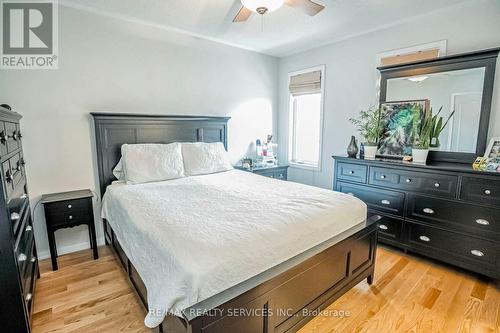 923 Sprague Place, Milton (Coates), ON - Indoor Photo Showing Bedroom