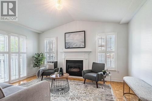 3834 Althorpe Circle, Mississauga (Lisgar), ON - Indoor Photo Showing Living Room With Fireplace