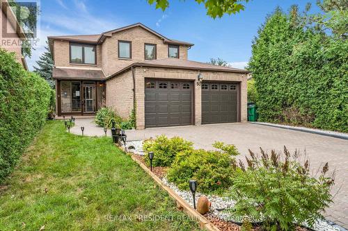 50 Granby Court, Brampton (Northgate), ON - Outdoor With Facade