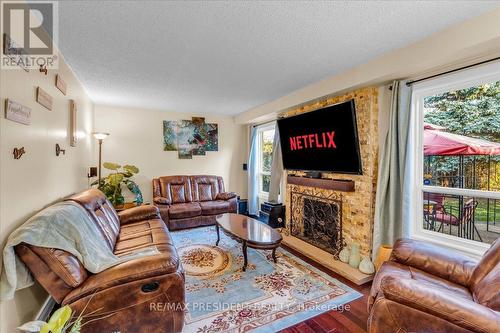 50 Granby Court, Brampton (Northgate), ON - Indoor Photo Showing Living Room With Fireplace