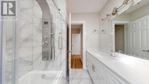 25 Cardell Avenue, Toronto (Humberlea-Pelmo Park), ON - Indoor Photo Showing Bathroom