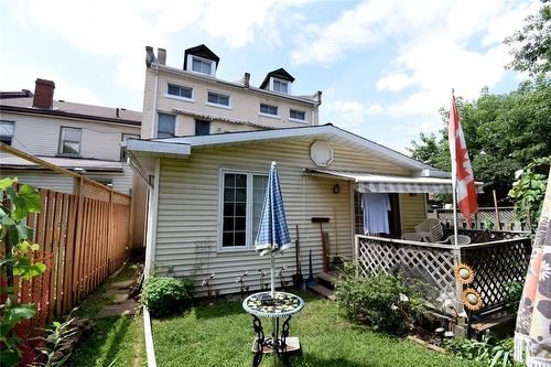 168 Macnab Street N, Hamilton, ON - Outdoor