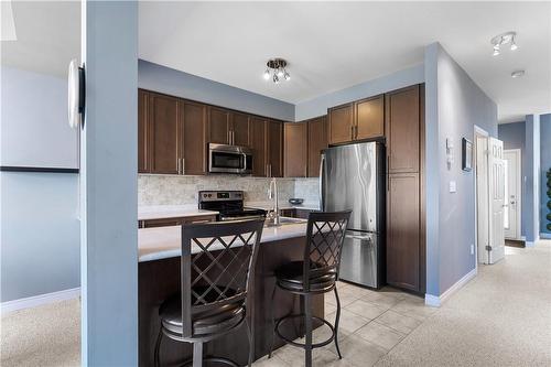 Kitchen Island - 60 Madonna Drive, Hamilton, ON - Indoor Photo Showing Kitchen