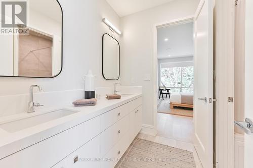 275 Glenforest Road, Toronto (Lawrence Park North), ON - Indoor Photo Showing Bathroom