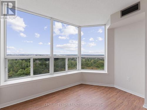 1101 - 430 Mclevin Avenue, Toronto, ON - Indoor Photo Showing Other Room