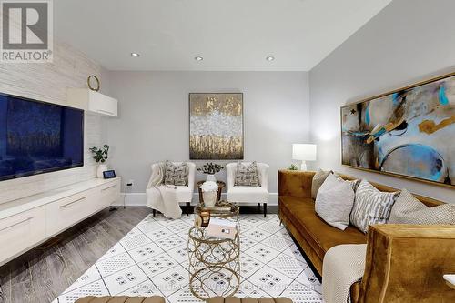 8 Furnival Road, Toronto (O'Connor-Parkview), ON - Indoor Photo Showing Living Room