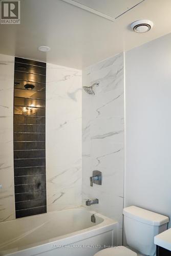 811 - 90 Glen Everest Road, Toronto (Birchcliffe-Cliffside), ON - Indoor Photo Showing Bathroom