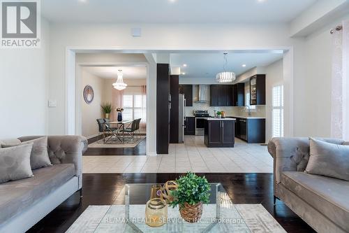 96 Bruce Cameron Drive, Clarington (Bowmanville), ON - Indoor Photo Showing Living Room