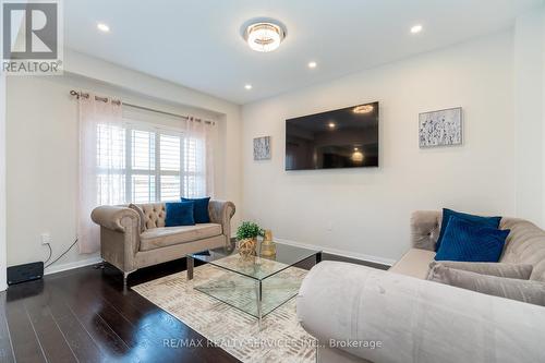 96 Bruce Cameron Drive, Clarington (Bowmanville), ON - Indoor Photo Showing Living Room