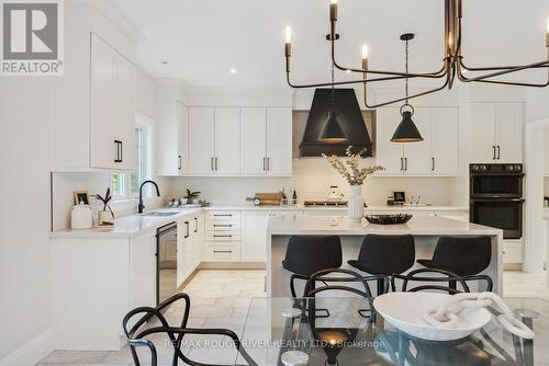 47 Harry Lee Crescent, Clarington (Bowmanville), ON - Indoor Photo Showing Kitchen With Upgraded Kitchen