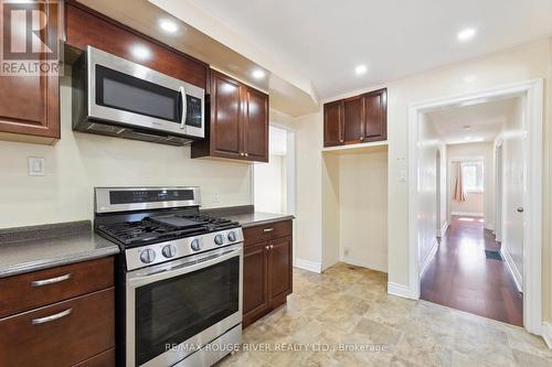 36 Rideout Street, Ajax, ON - Indoor Photo Showing Kitchen