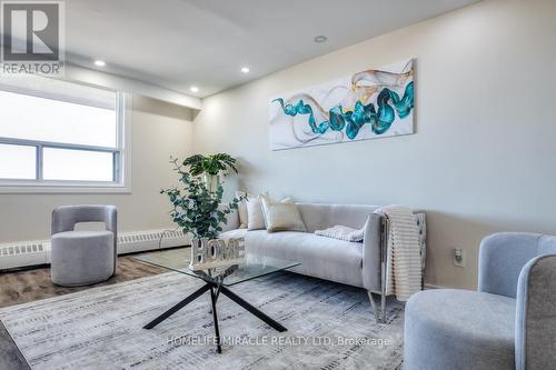 1105 - 180 Markham Road, Toronto (Scarborough Village), ON - Indoor Photo Showing Living Room