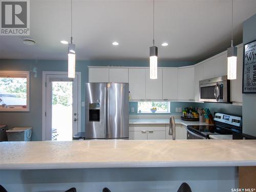 114 4102 3Rd Avenue N, Regina, SK - Indoor Photo Showing Kitchen With Stainless Steel Kitchen With Upgraded Kitchen