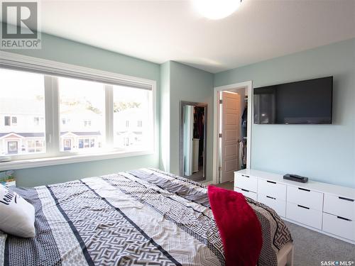 114 4102 3Rd Avenue N, Regina, SK - Indoor Photo Showing Bedroom