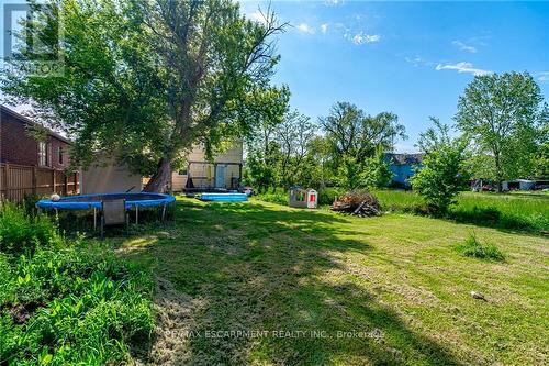 293 Fifty Road, Hamilton (Winona), ON - Outdoor With Backyard