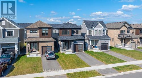 105 Eva Drive, Waterloo, ON - Outdoor With Facade