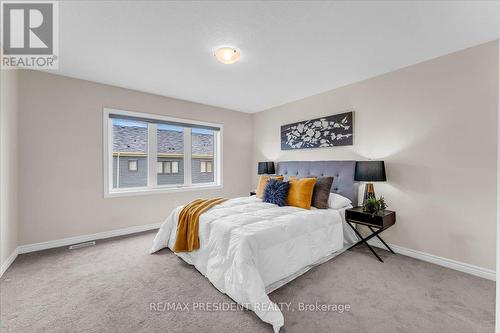 105 Eva Drive, Waterloo, ON - Indoor Photo Showing Bedroom