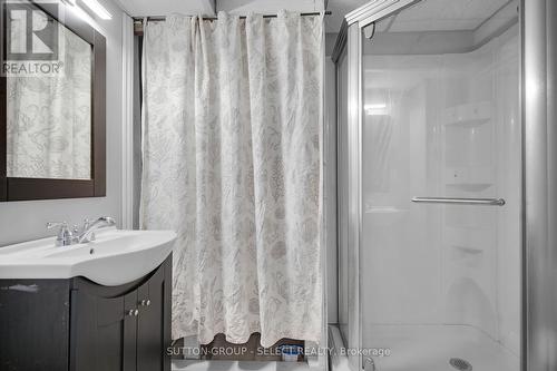 10 Forest Drive, Brant (Paris), ON - Indoor Photo Showing Bathroom