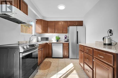 10 Forest Drive, Brant (Paris), ON - Indoor Photo Showing Kitchen With Stainless Steel Kitchen