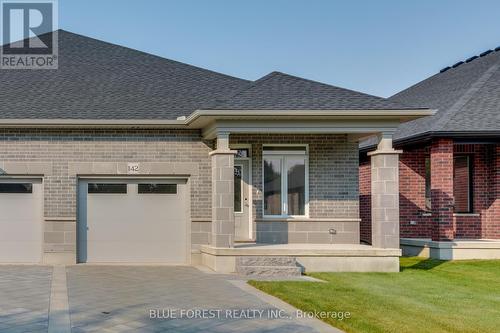 142 Shirley Street, Thames Centre (Thorndale), ON - Outdoor