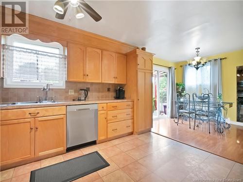 207 Diligent Drive, Riverview, NB - Indoor Photo Showing Kitchen