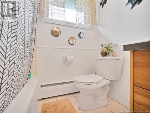 207 Diligent Drive, Riverview, NB - Indoor Photo Showing Bathroom