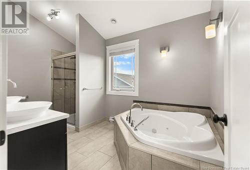 14 Janick Court, Moncton, NB - Indoor Photo Showing Bathroom