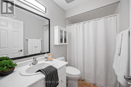 21 Caleche Avenue, Clarington (Courtice), ON - Indoor Photo Showing Bathroom