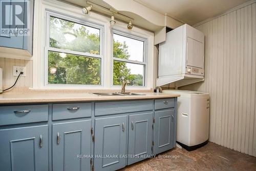 576 King George Street, Peterborough (Otonabee), ON - Indoor Photo Showing Laundry Room