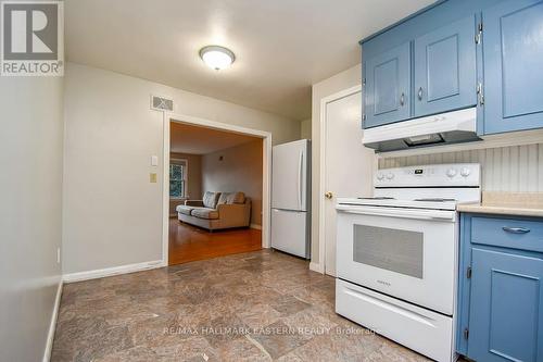 576 King George Street, Peterborough (Otonabee), ON - Indoor Photo Showing Kitchen