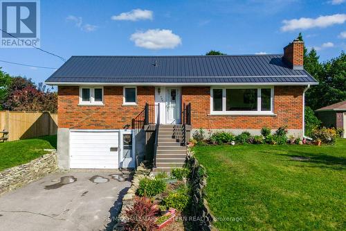 880 Clinton Avenue, Douro-Dummer, ON - Outdoor