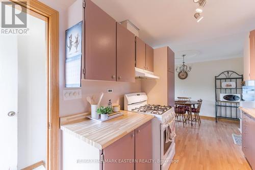 880 Clinton Avenue, Douro-Dummer, ON - Indoor Photo Showing Kitchen