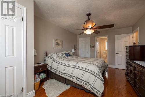 433 8Th Avenue A E, Owen Sound, ON - Indoor Photo Showing Bedroom