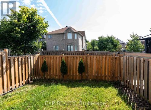 39 - 75 Prince William Way, Barrie (Innis-Shore), ON - Outdoor